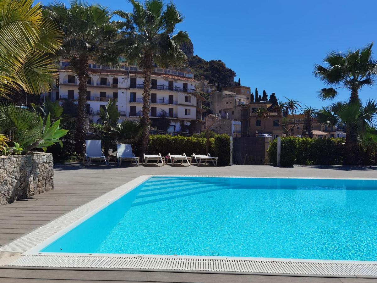 Minerva Luxury Apartment & Tulipan Apartment By Taormina Holidays Exterior foto
