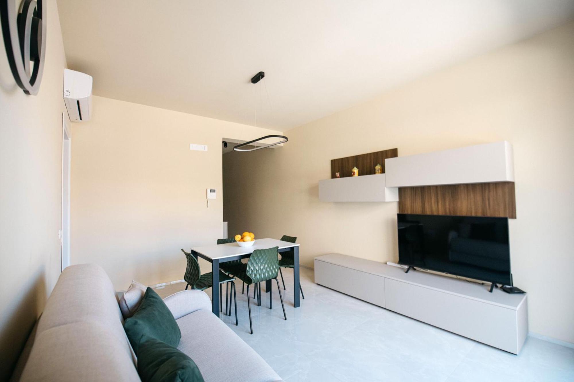 Minerva Luxury Apartment & Tulipan Apartment By Taormina Holidays Exterior foto