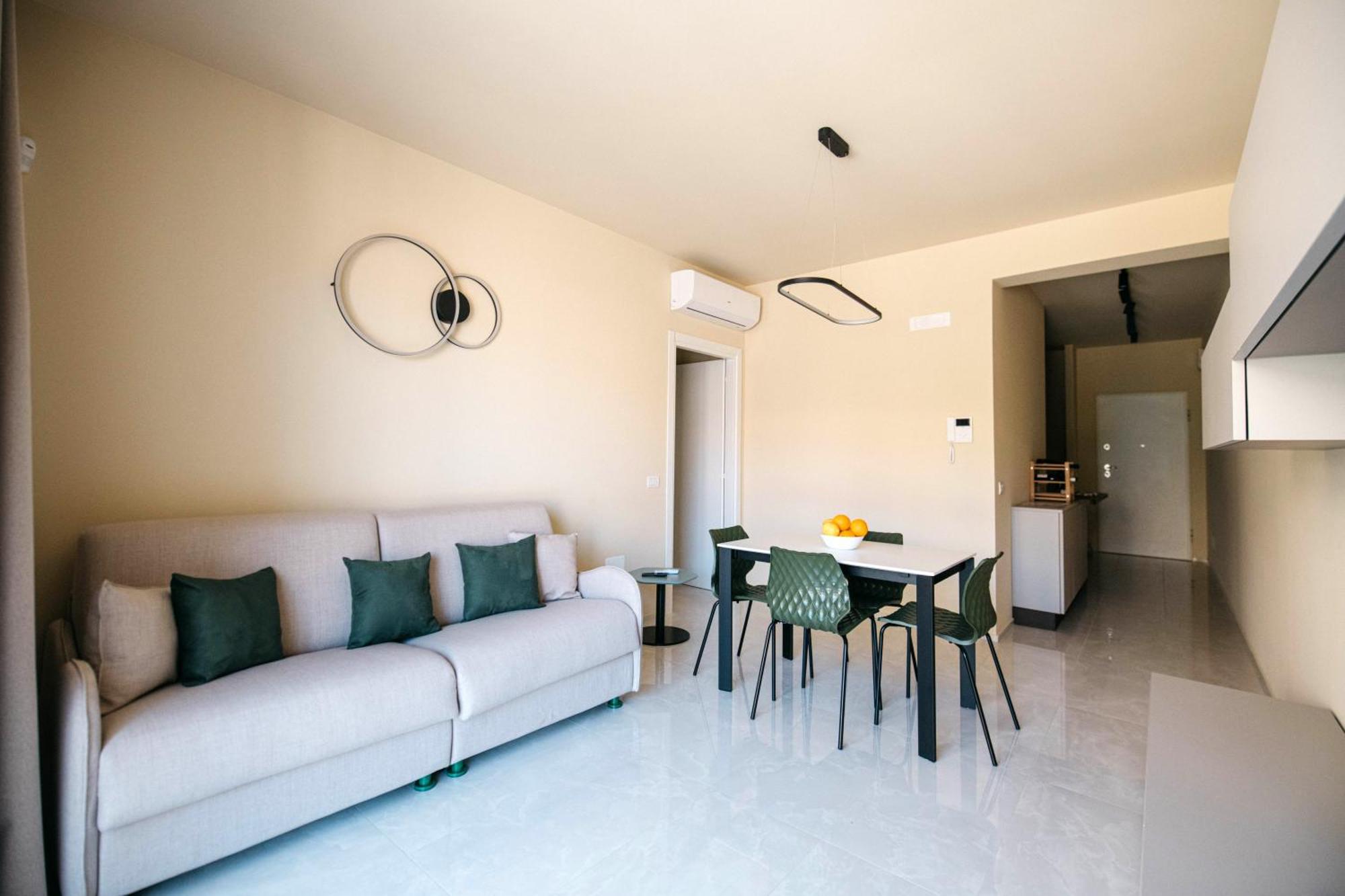 Minerva Luxury Apartment & Tulipan Apartment By Taormina Holidays Exterior foto